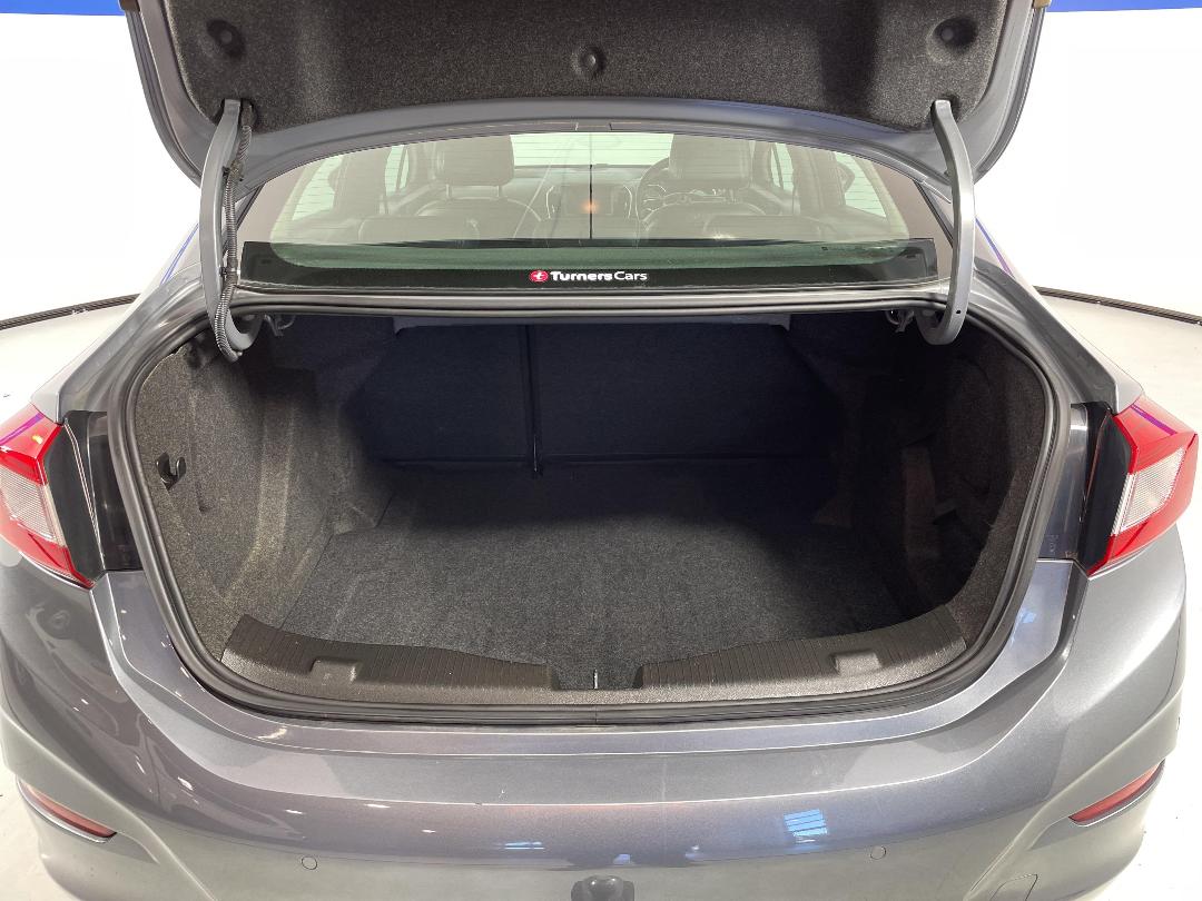 Photo '14' of Holden Astra Photo '14' of Holden Astra