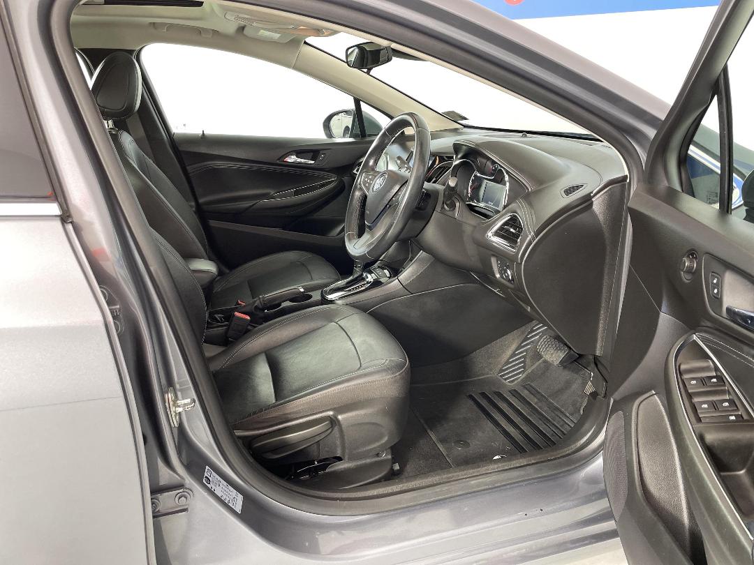 Photo '16' of Holden Astra Photo '16' of Holden Astra