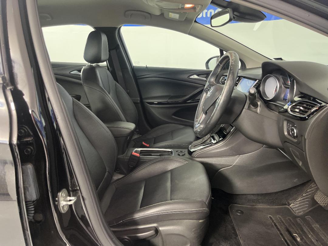 Photo '16' of Holden Astra Photo '16' of Holden Astra