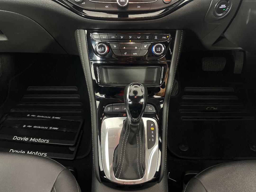 Photo '18' of Holden Astra Photo '18' of Holden Astra