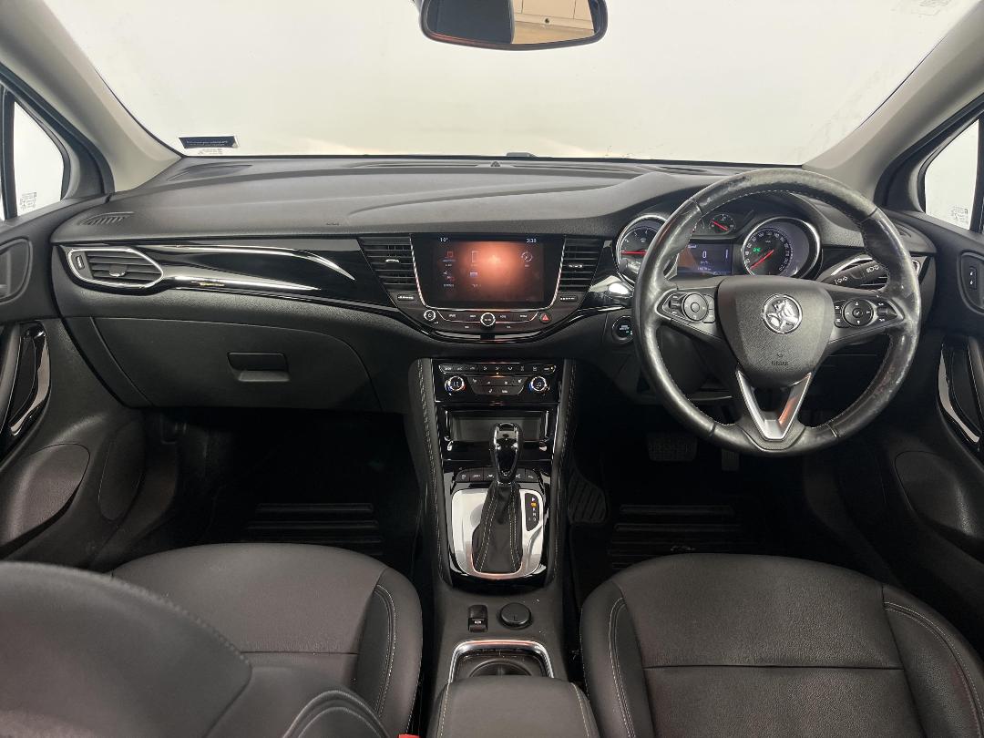 Photo '17' of Holden Astra Photo '17' of Holden Astra