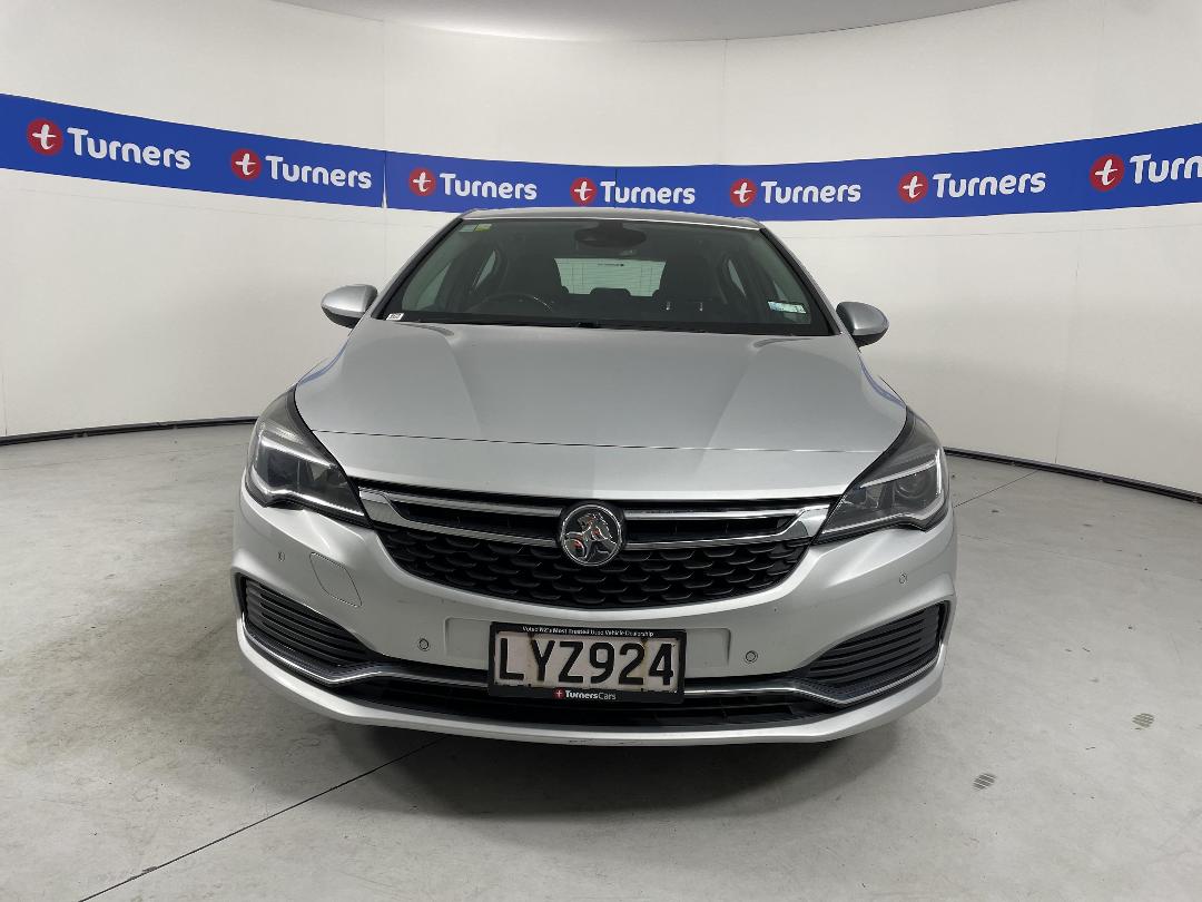 Photo '2' of Holden Astra Photo '2' of Holden Astra