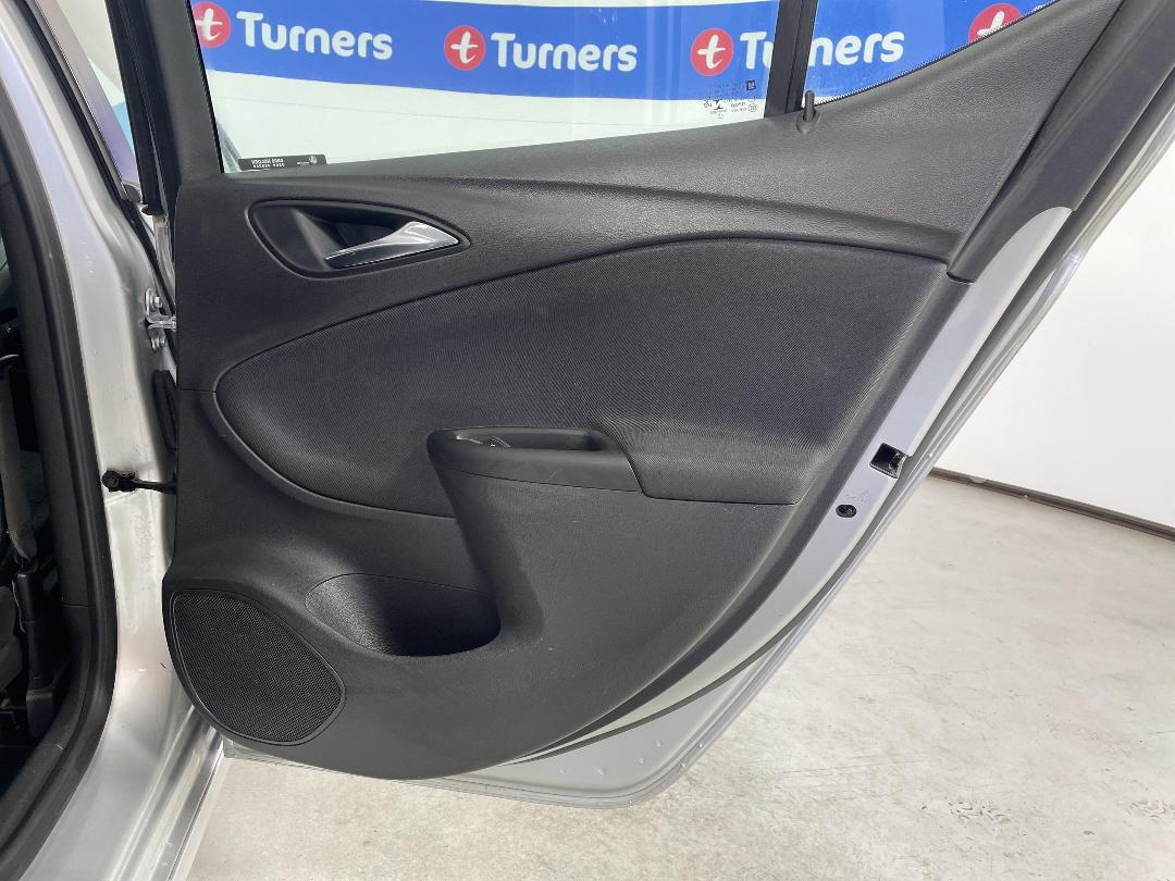 Photo '19' of Holden Astra Photo '19' of Holden Astra