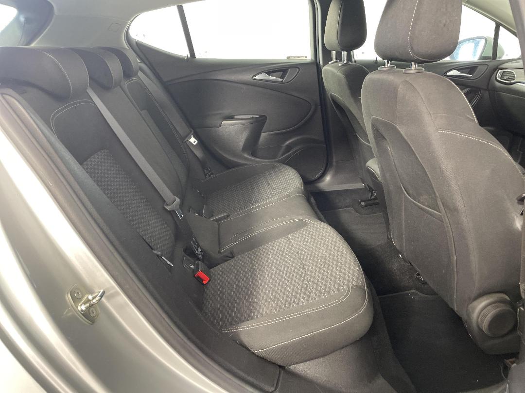 Photo '20' of Holden Astra Photo '20' of Holden Astra