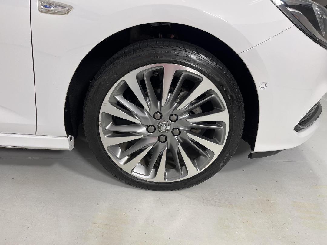 Photo '9' of Holden Astra Photo '9' of Holden Astra