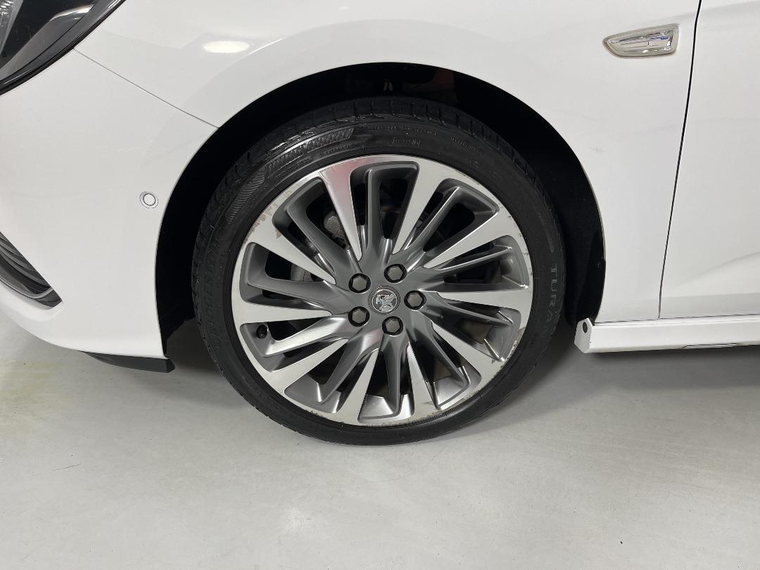 Photo '10' of Holden Astra Photo '10' of Holden Astra