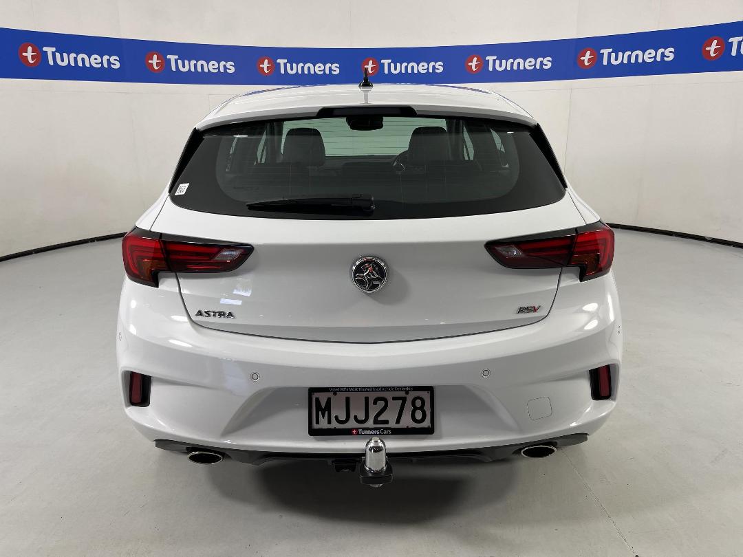 Photo '6' of Holden Astra Photo '6' of Holden Astra