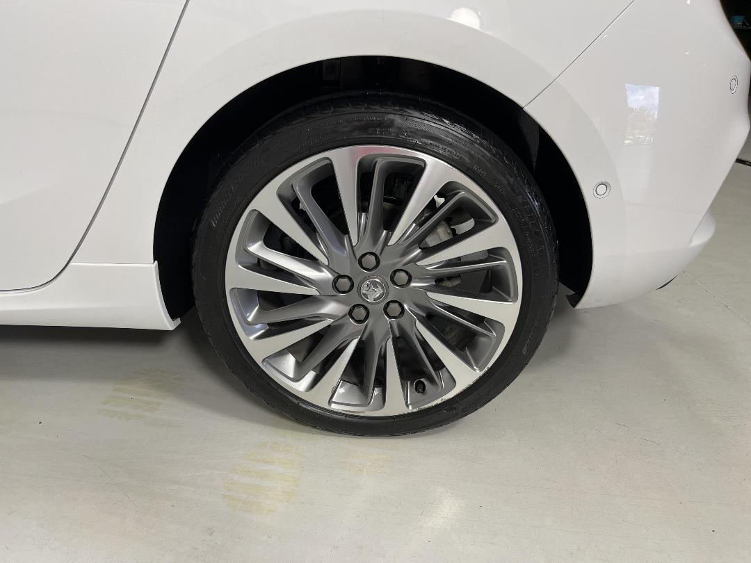 Photo '11' of Holden Astra Photo '11' of Holden Astra