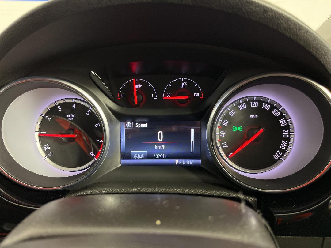 Photo '21' of Holden Astra Photo '21' of Holden Astra