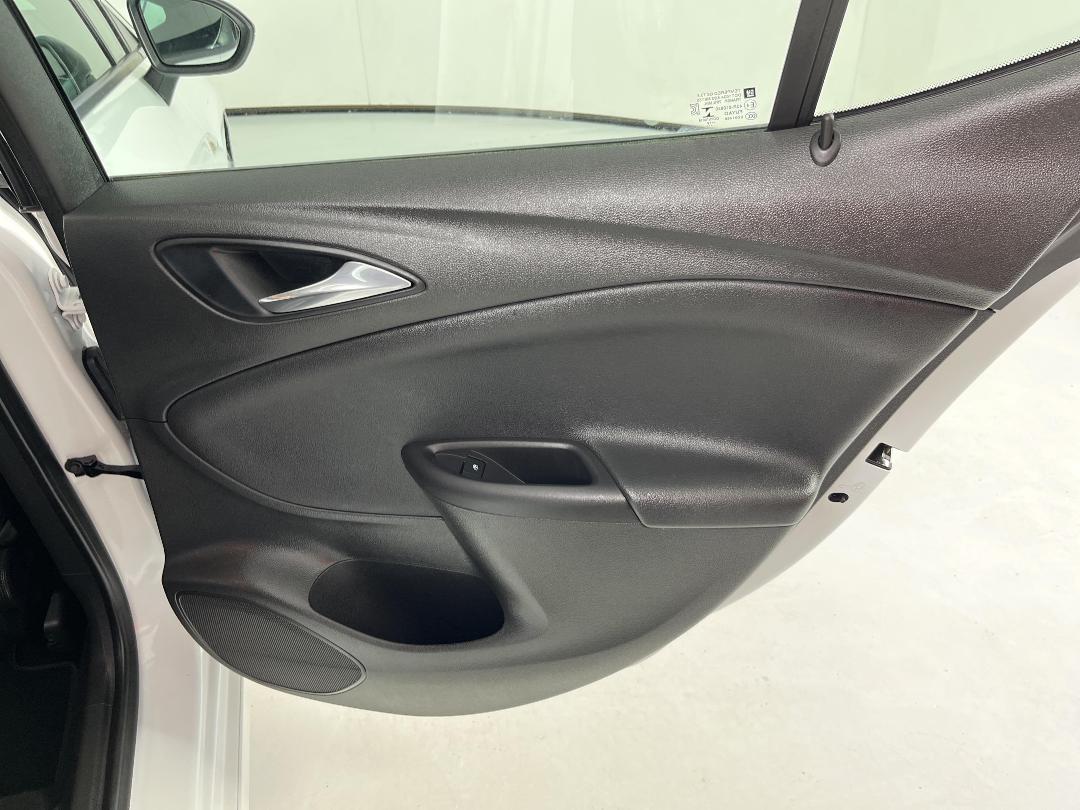 Photo '19' of Holden Astra Photo '19' of Holden Astra