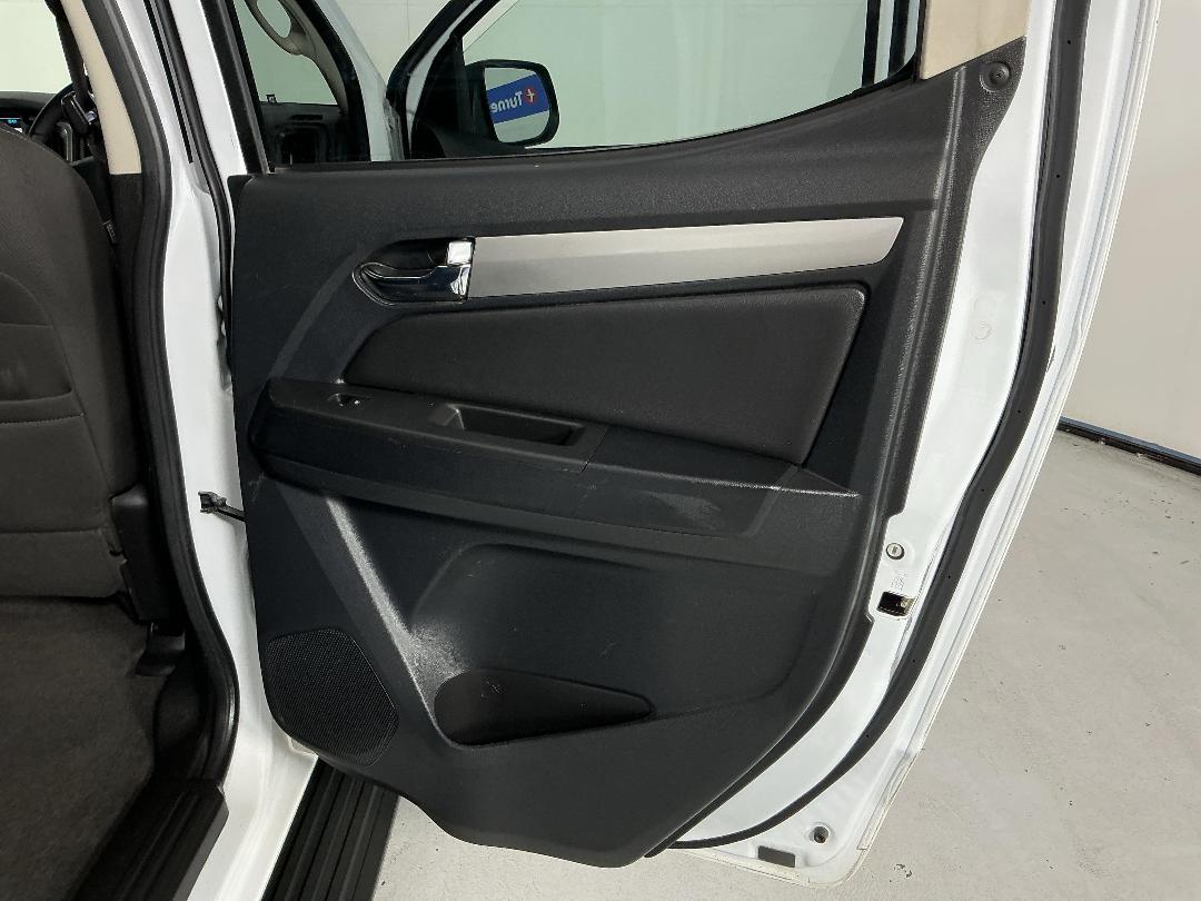 Photo '19' of Holden Colorado