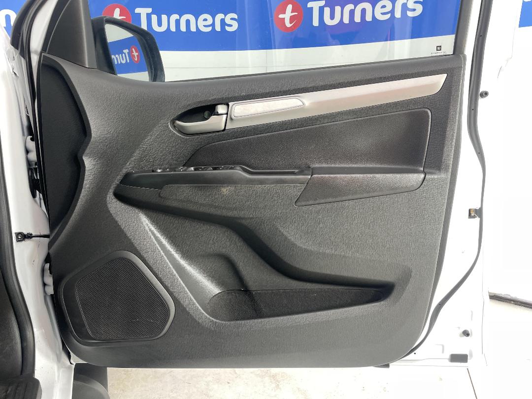 Photo '15' of Holden Colorado