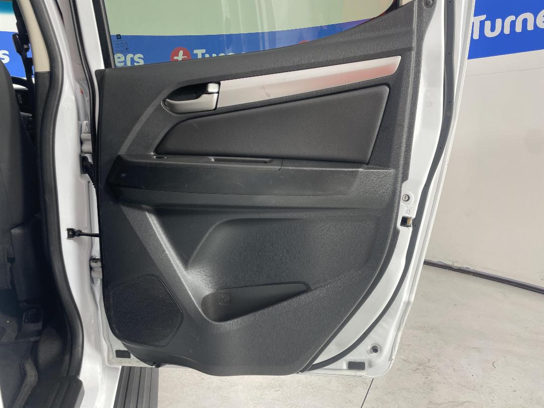 Photo '19' of Holden Colorado