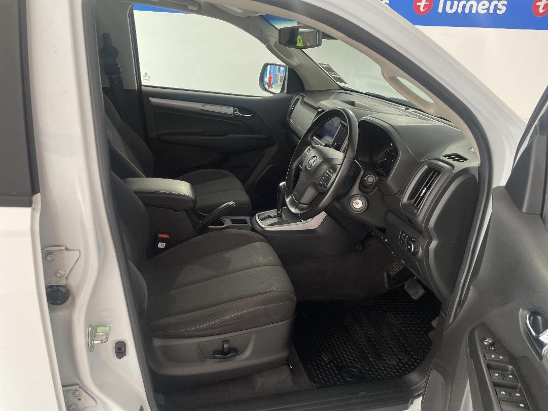 Photo '16' of Holden Colorado