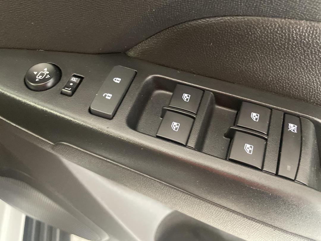 Photo '24' of Holden Colorado