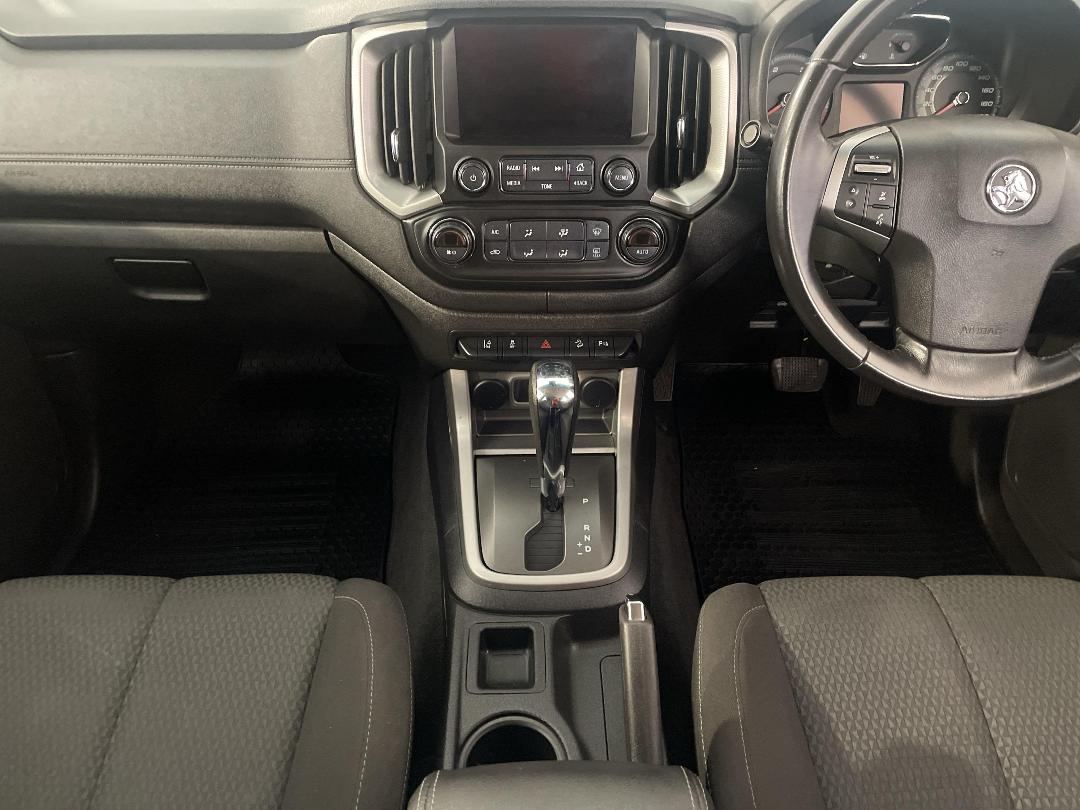 Photo '18' of Holden Colorado