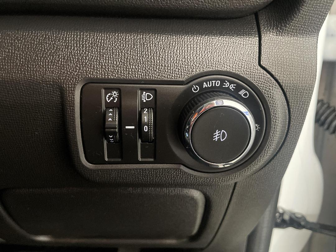 Photo '25' of Holden Colorado