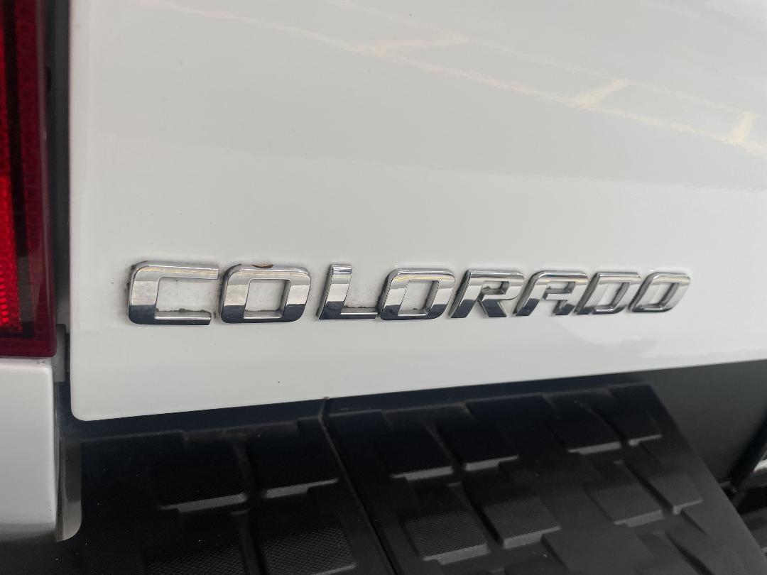 Photo '38' of Holden Colorado