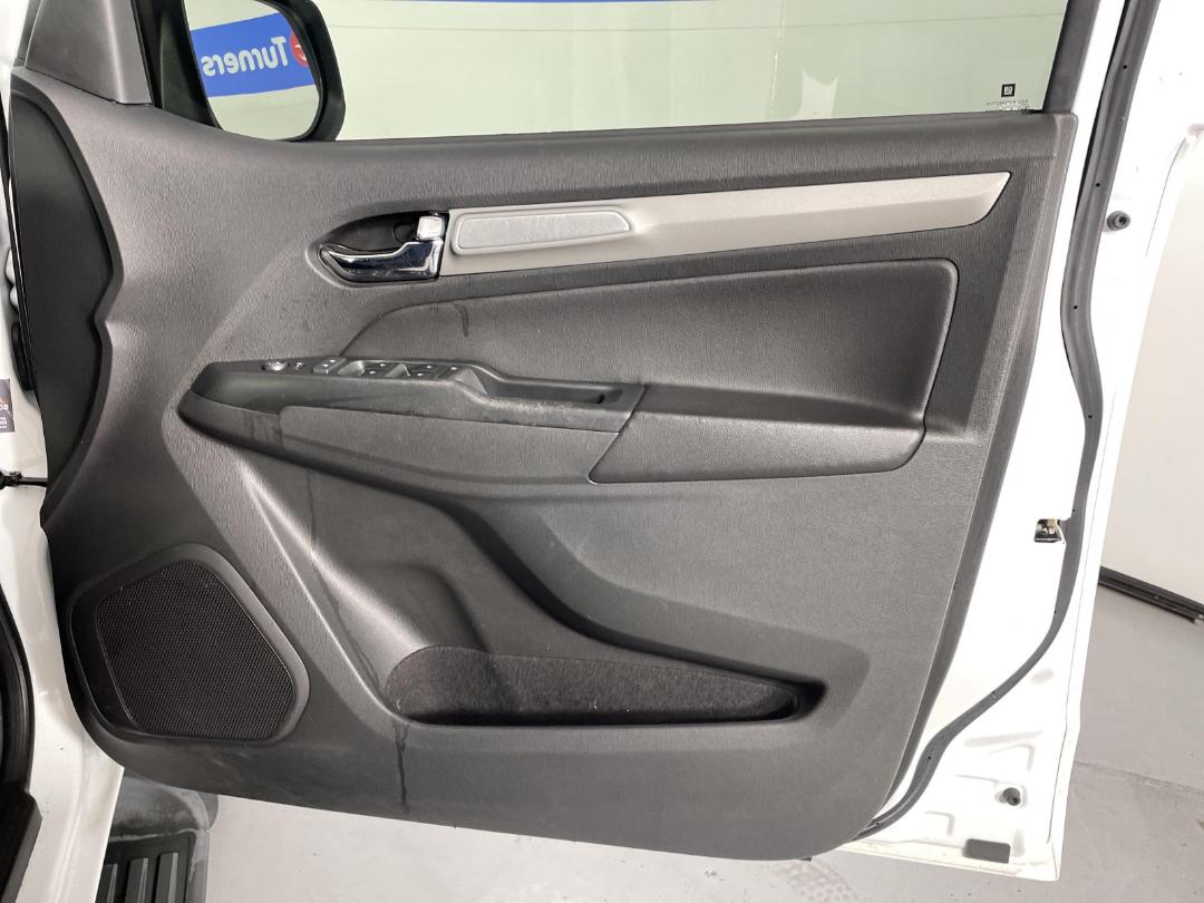 Photo '15' of Holden Colorado