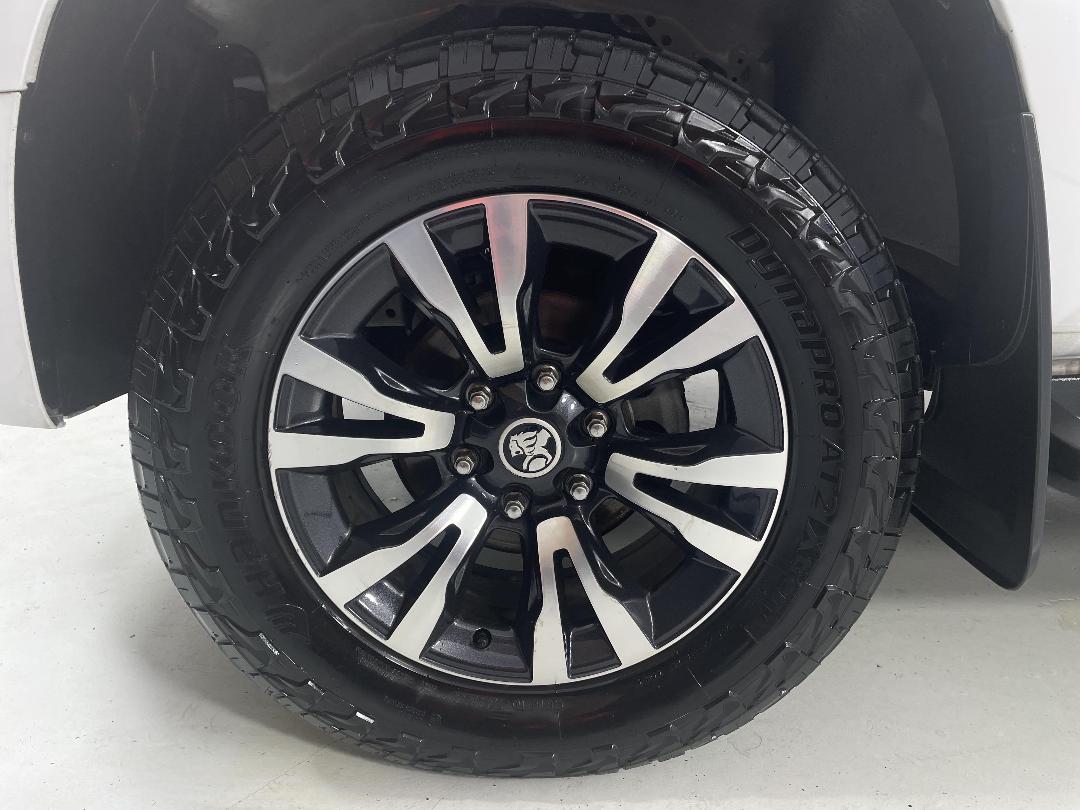 Photo '10' of Holden Colorado