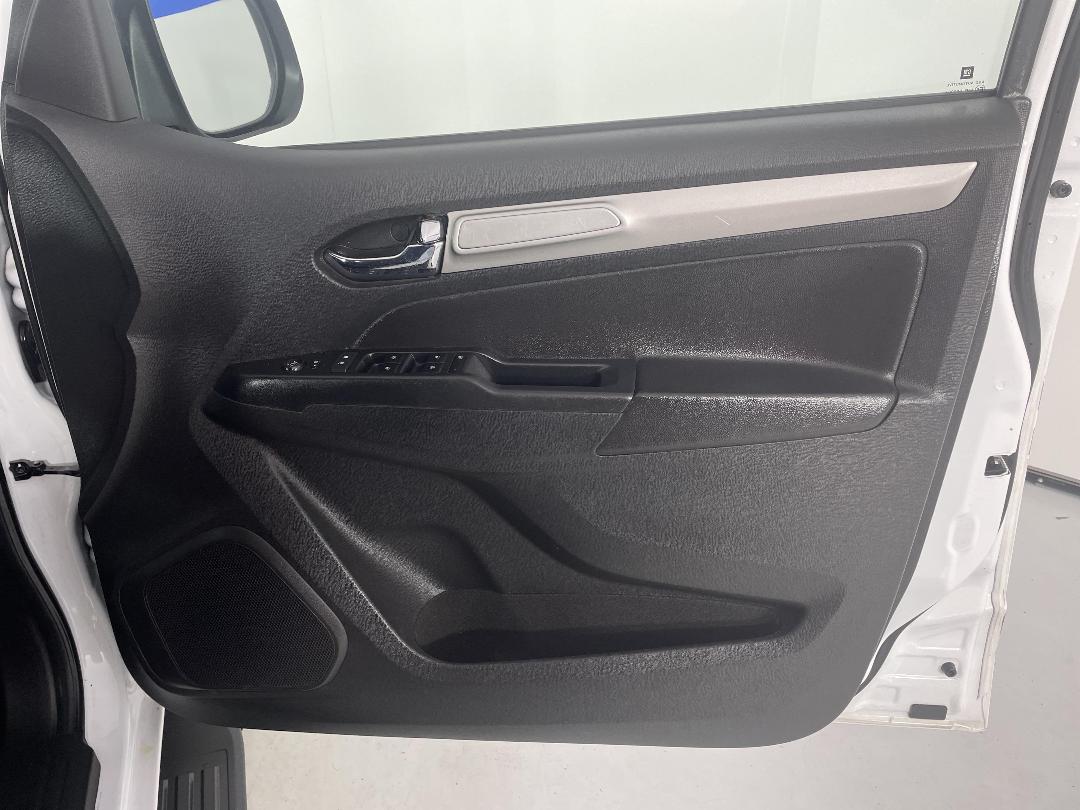 Photo '15' of Holden Colorado