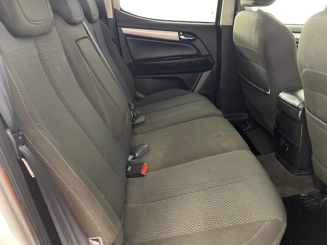 Photo '20' of Holden Colorado