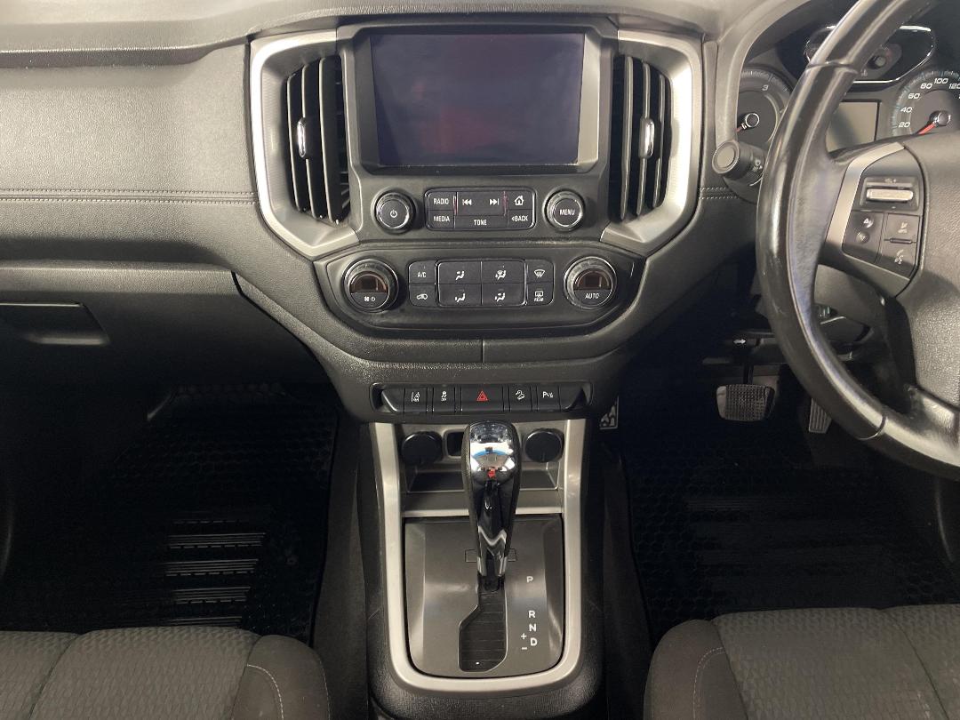 Photo '18' of Holden Colorado