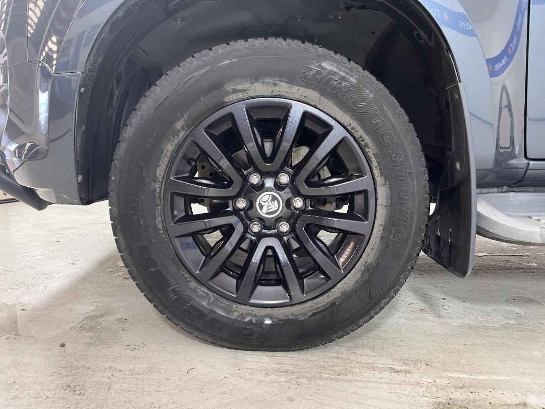 Photo '10' of Holden Colorado