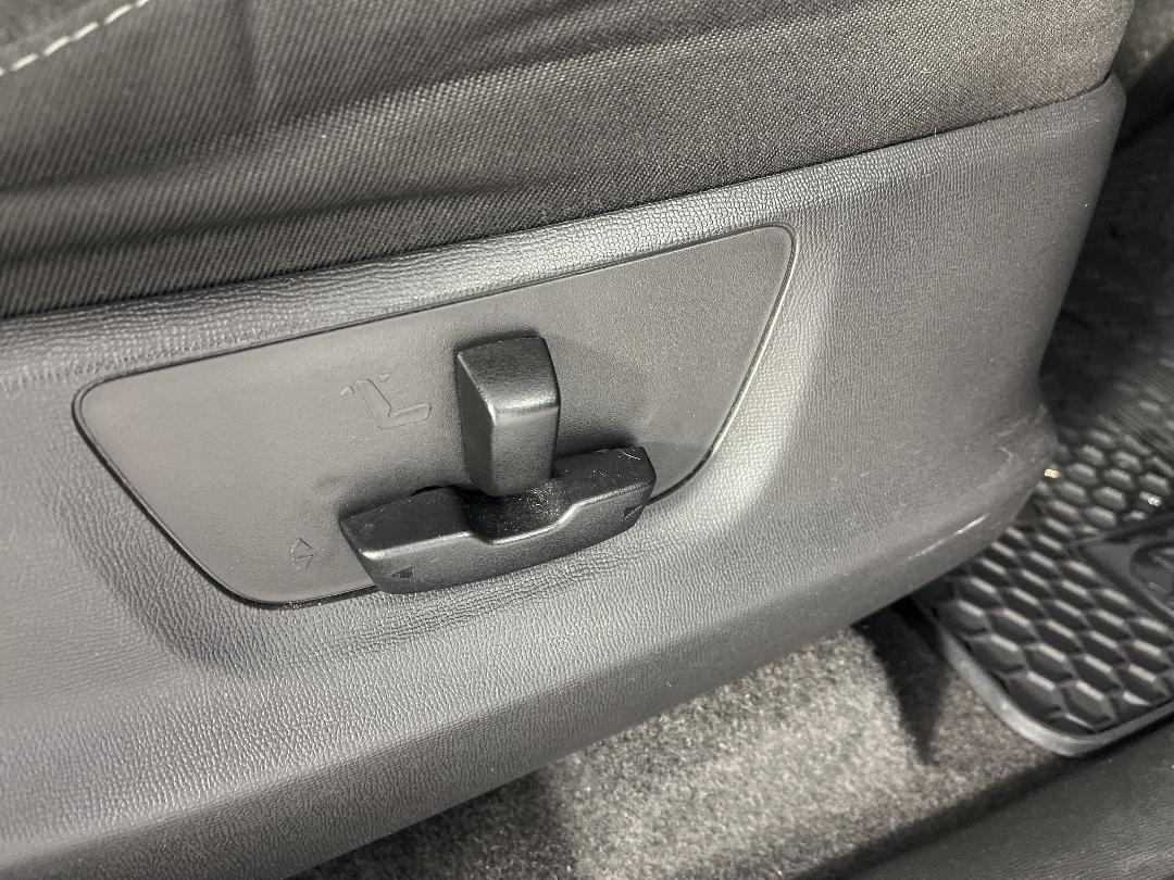 Photo '24' of Holden Colorado