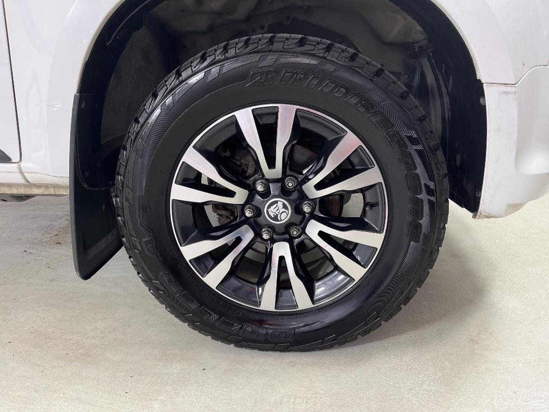 Photo '9' of Holden Colorado