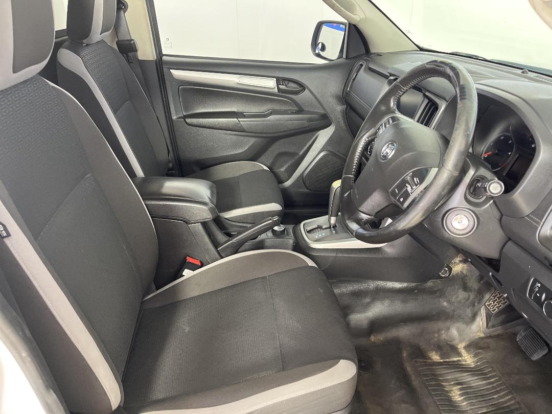 Photo '16' of Holden Colorado