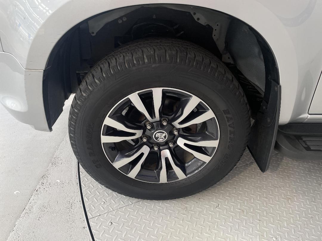 Photo '10' of Holden Colorado