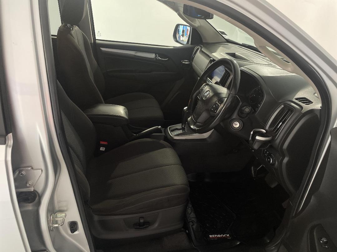 Photo '16' of Holden Colorado