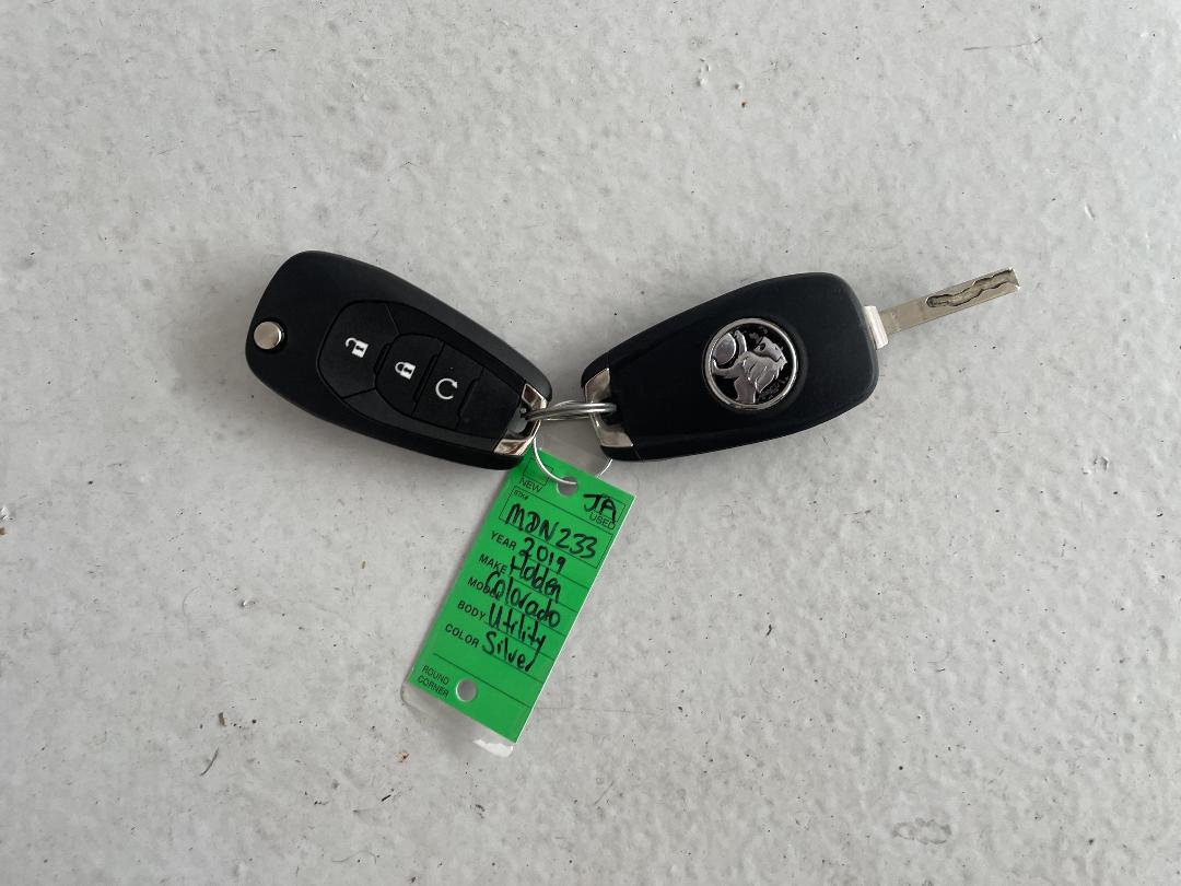 Photo '22' of Holden Colorado