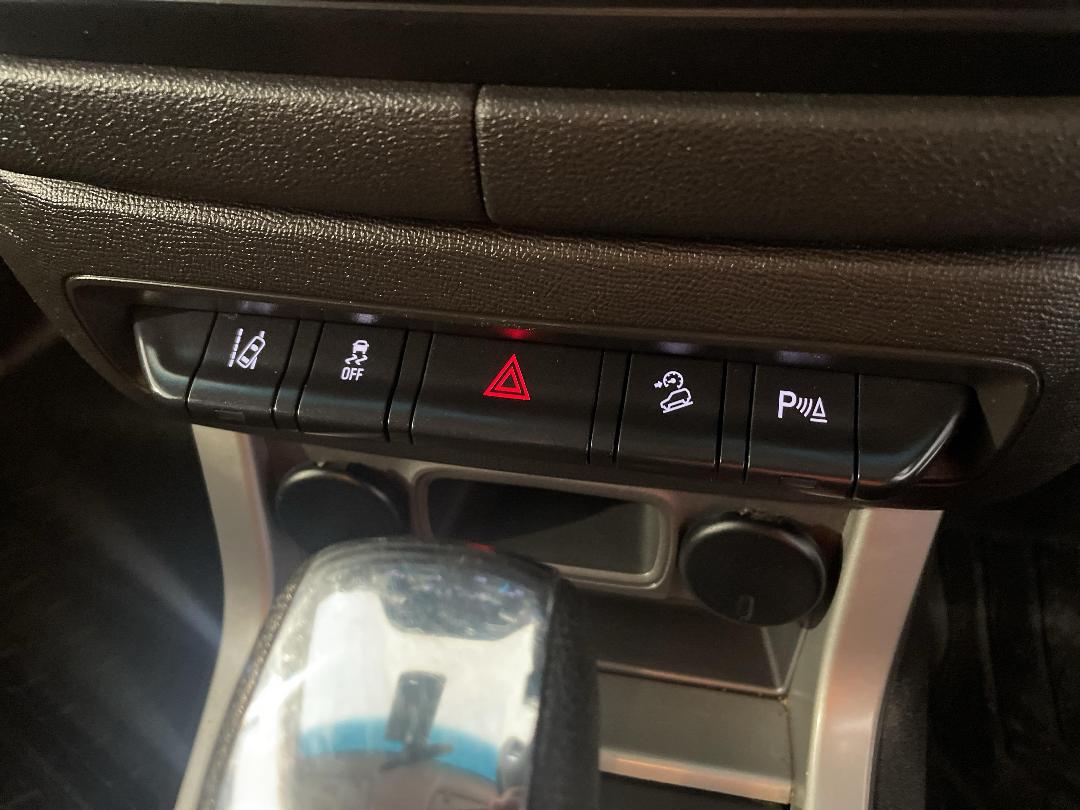 Photo '32' of Holden Colorado