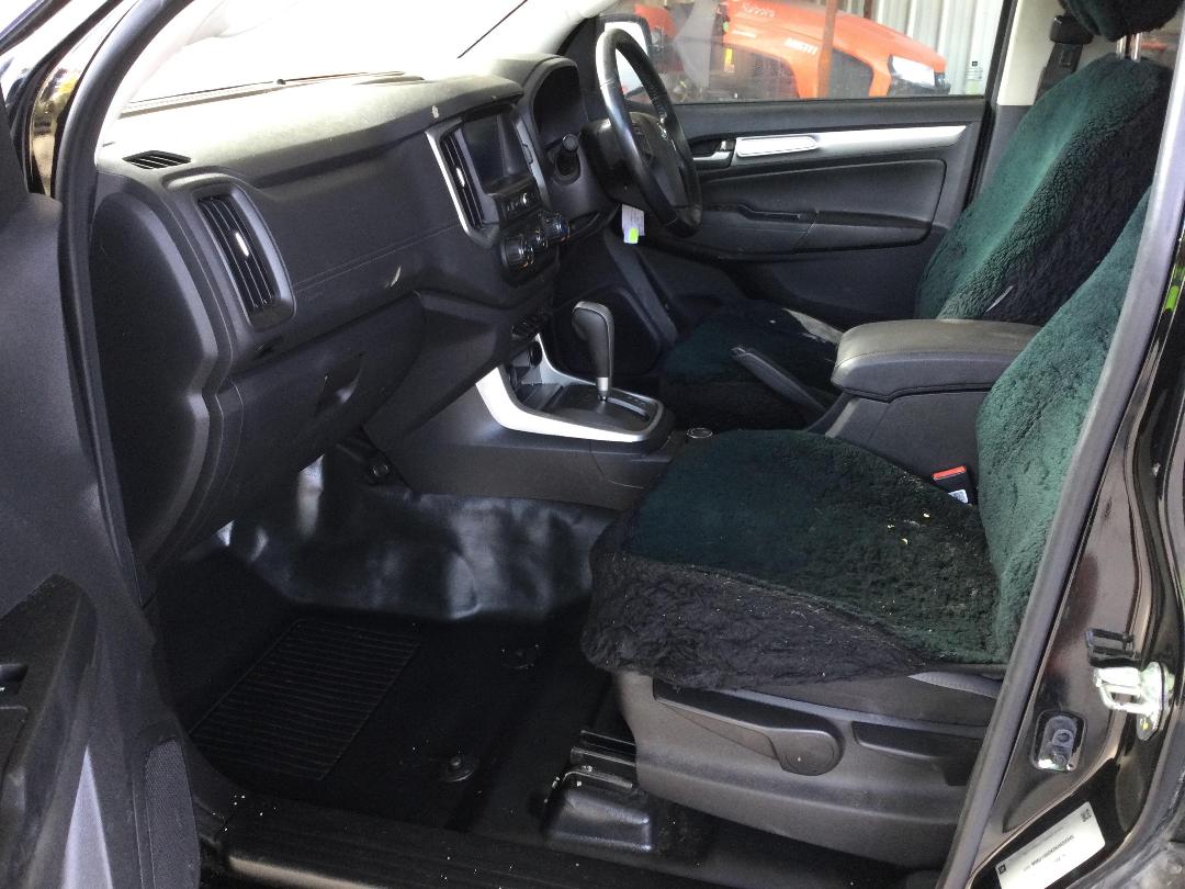 Photo '24' of Holden Colorado LS DC PU