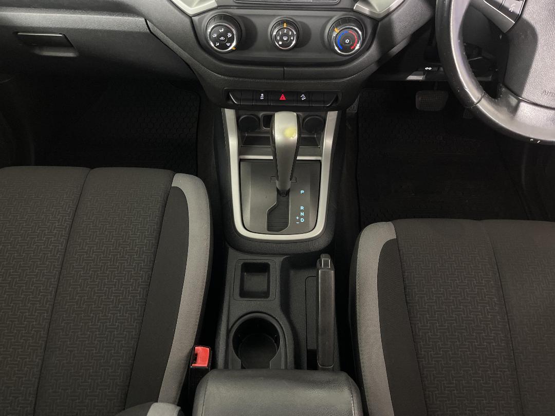 Photo '23' of Holden Colorado