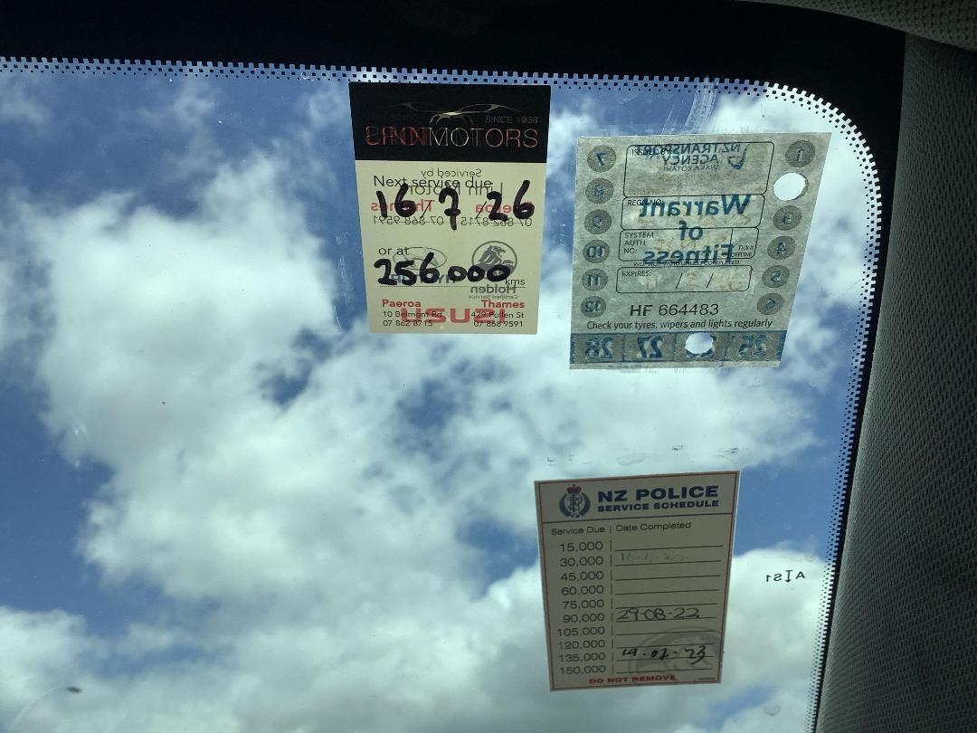 Photo '16' of Holden Commodore LT