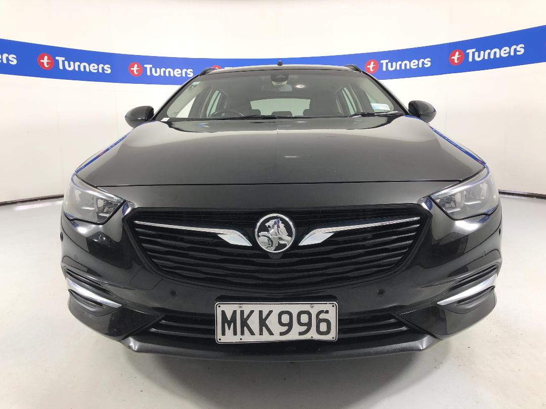 Photo '2' of Holden Commodore