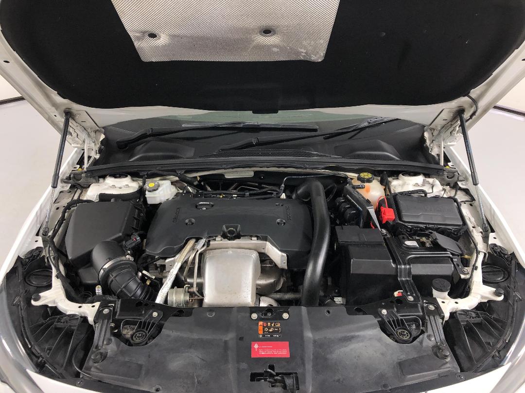 Photo '13' of Holden Commodore Photo '13' of Holden Commodore