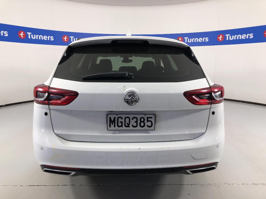 Photo '6' of Holden Commodore Photo '6' of Holden Commodore