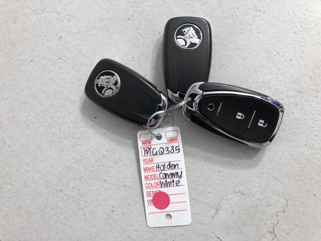 Photo '22' of Holden Commodore Photo '22' of Holden Commodore