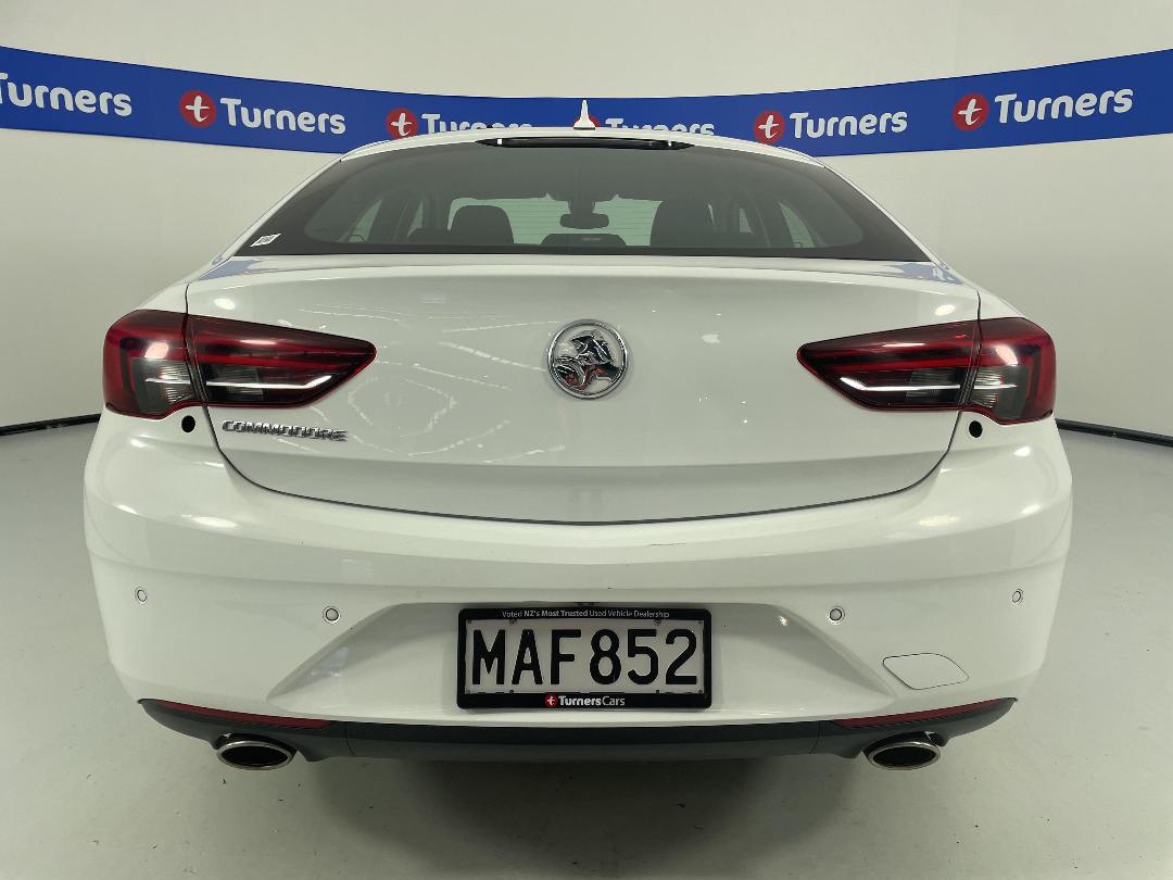 Photo '6' of Holden Commodore