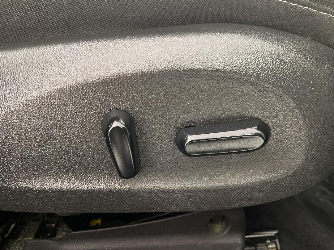 Photo '23' of Holden Commodore