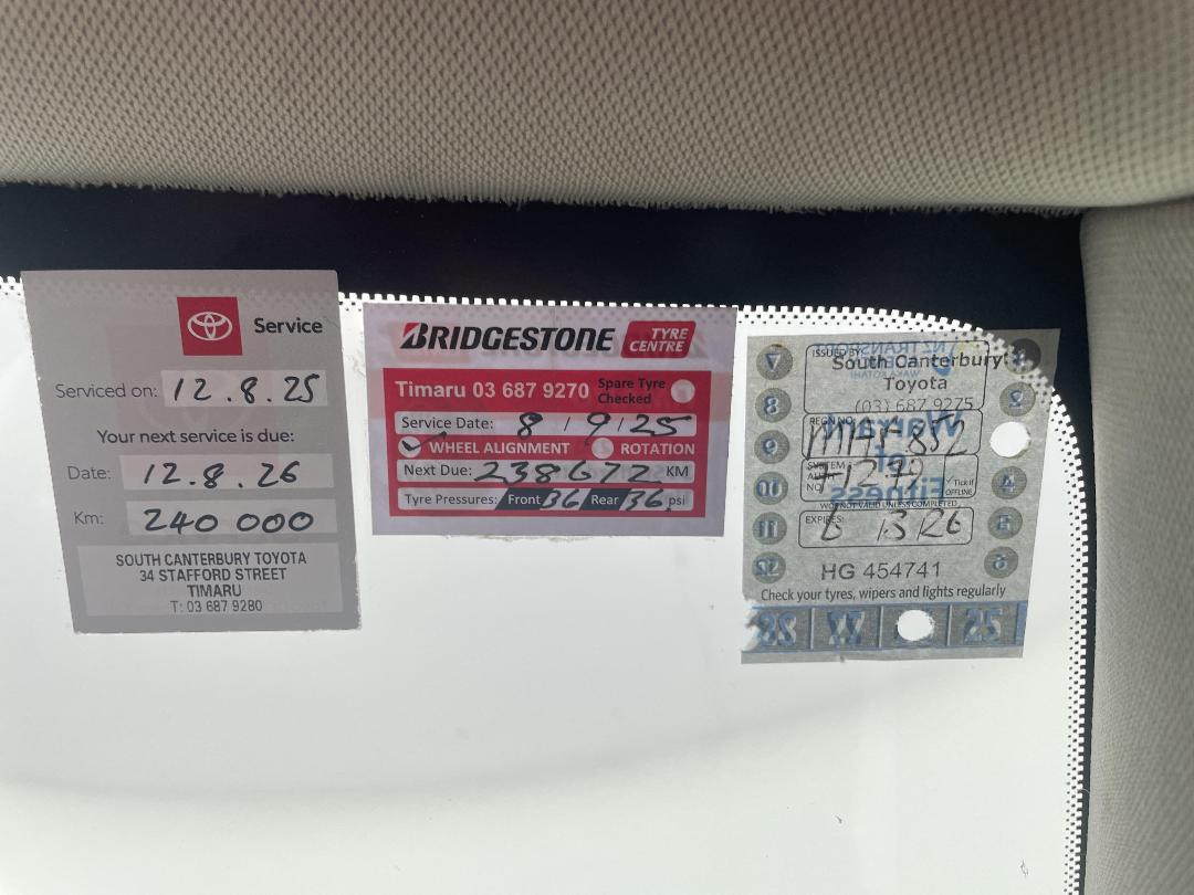 Photo '29' of Holden Commodore