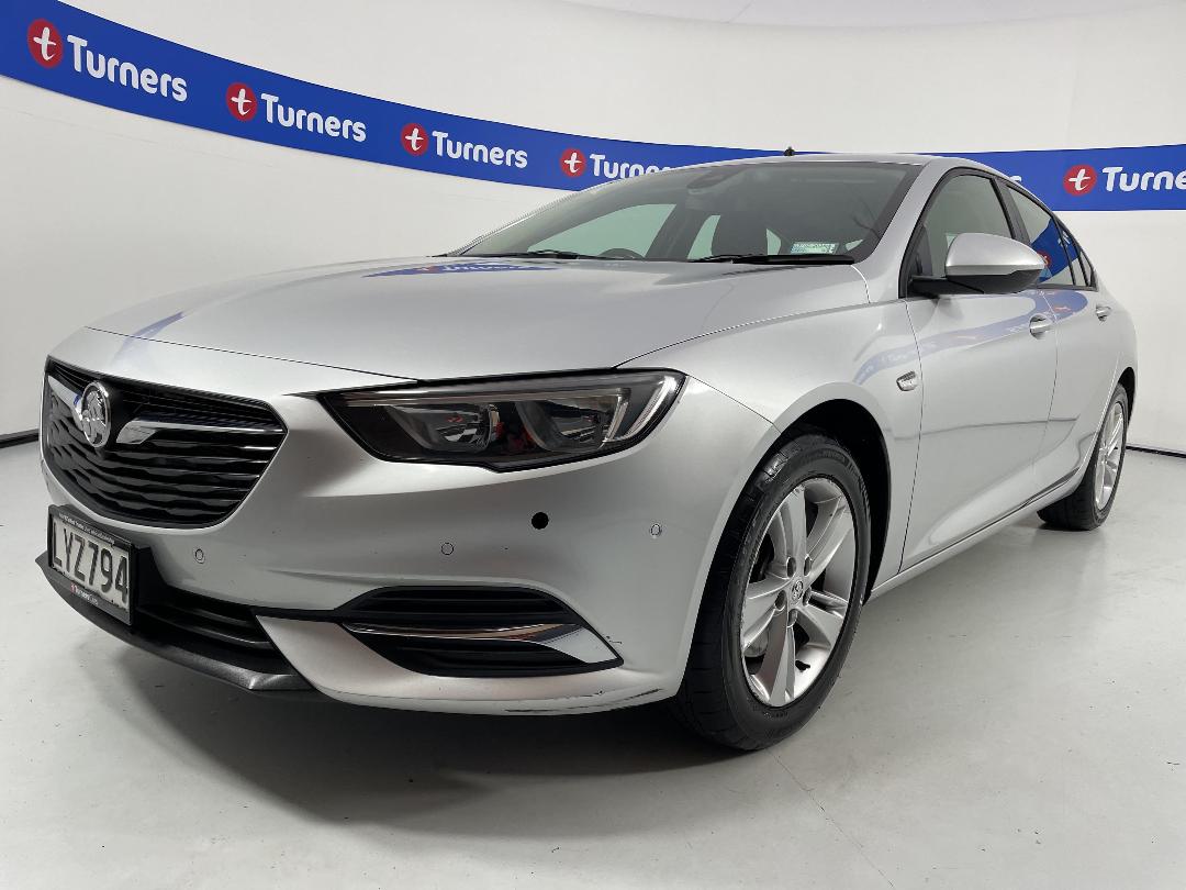 Photo '4' of Holden Commodore