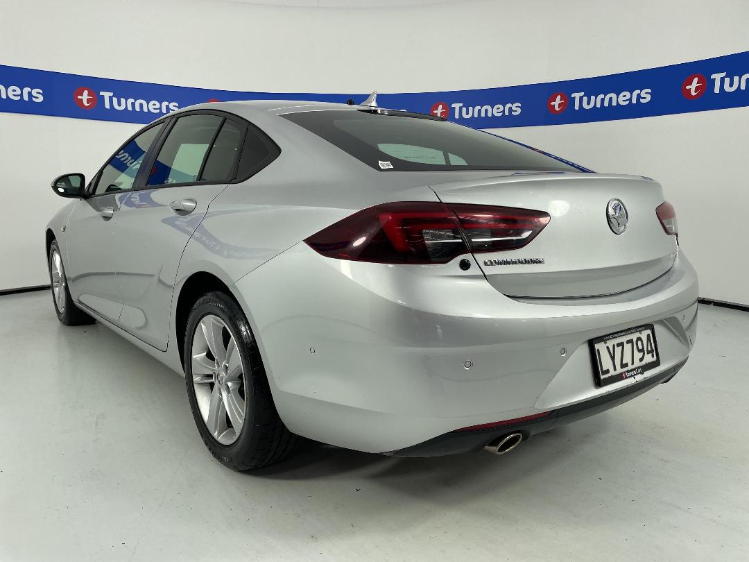 Photo '5' of Holden Commodore