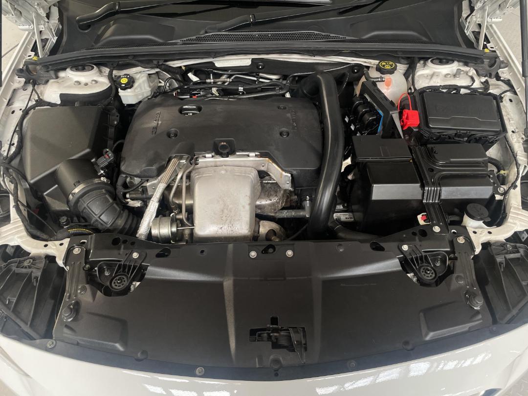 Photo '11' of Holden Commodore LT Photo '11' of Holden Commodore LT