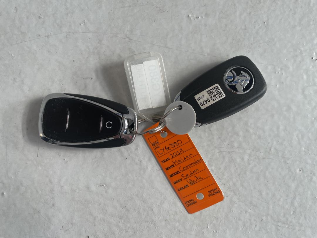 Photo '20' of Holden Commodore LT Photo '20' of Holden Commodore LT