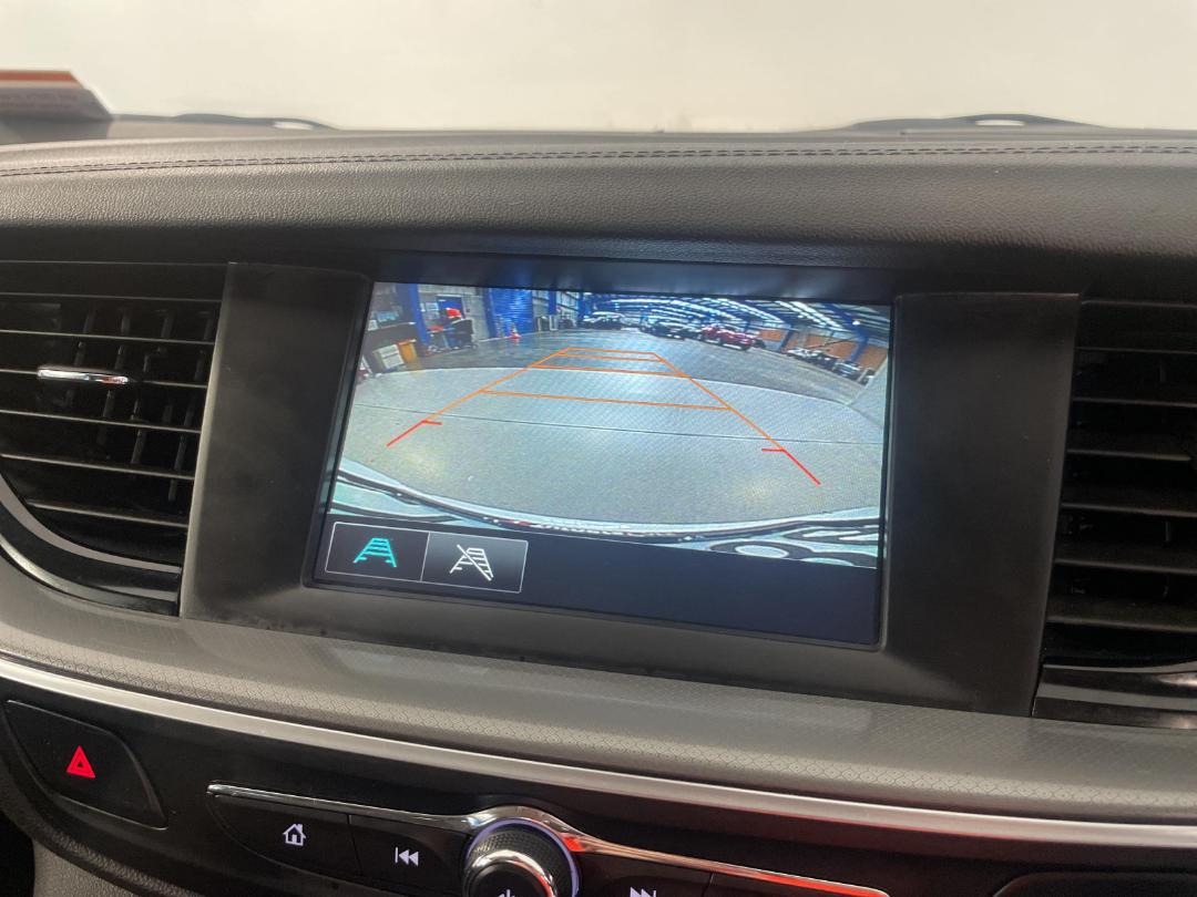 Photo '27' of Holden Commodore LT Photo '27' of Holden Commodore LT